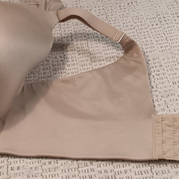 Cacique women's plus size 'Lightly Lined No-Wire' beige full coverage bra sz 42H - Picture 8 of 15